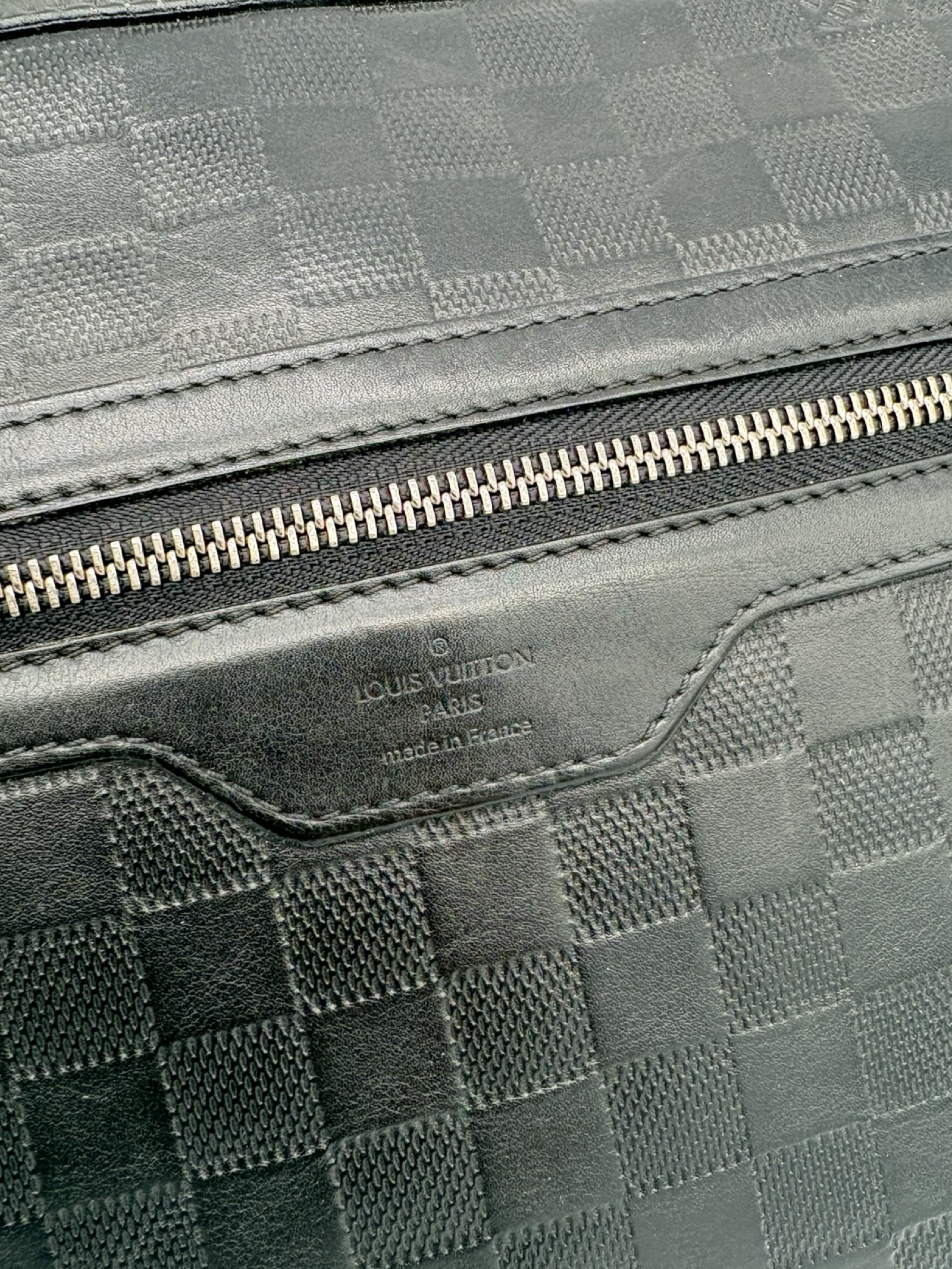 Louis Vuitton Calypso MM Black Damier Infini Messenger Bag — image 6