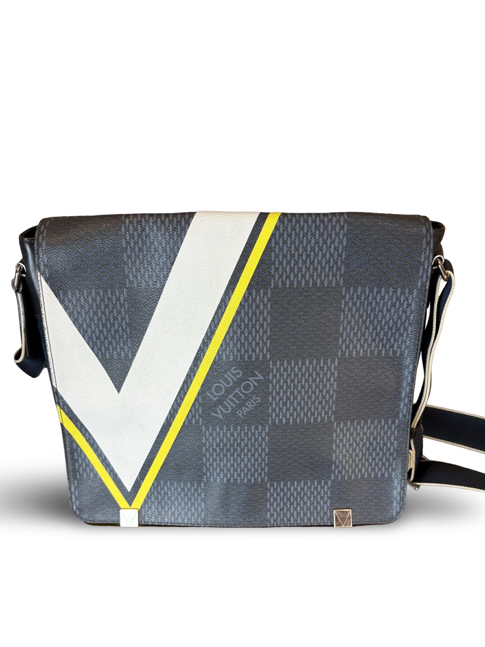 Louis Vuitton District Messenger MM Cobalt Latitude Americas Cup Bag — image 3