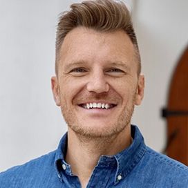 Christopher Stratton
