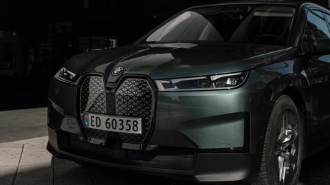 Bilabonnementet gir deg samme friheten som å eie bil, men full fleksibilitet til å bytte, pause eller avslutte når som helst. Vi håndterer alt det praktiske for deg, og du slipper verditapet og overraskende utgifter! Vi er opptatt av å tilby rett bil til rett tid. Verden rundt oss og behovene våre endres raskt, bilen man trenger i dag er ikke nødvendigvis bilen man trenger om 3, 6 eller 12 mnd. Derfor ønsker vi å gjøre bytte av bil til en positiv opplevelse!