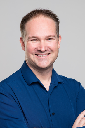 Dave Maund RE/MAX REALTOR logo