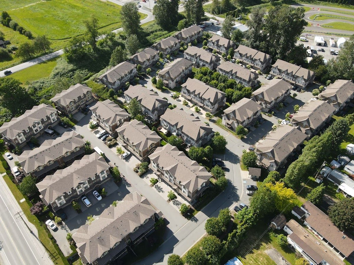 Alphanova Roofing photo