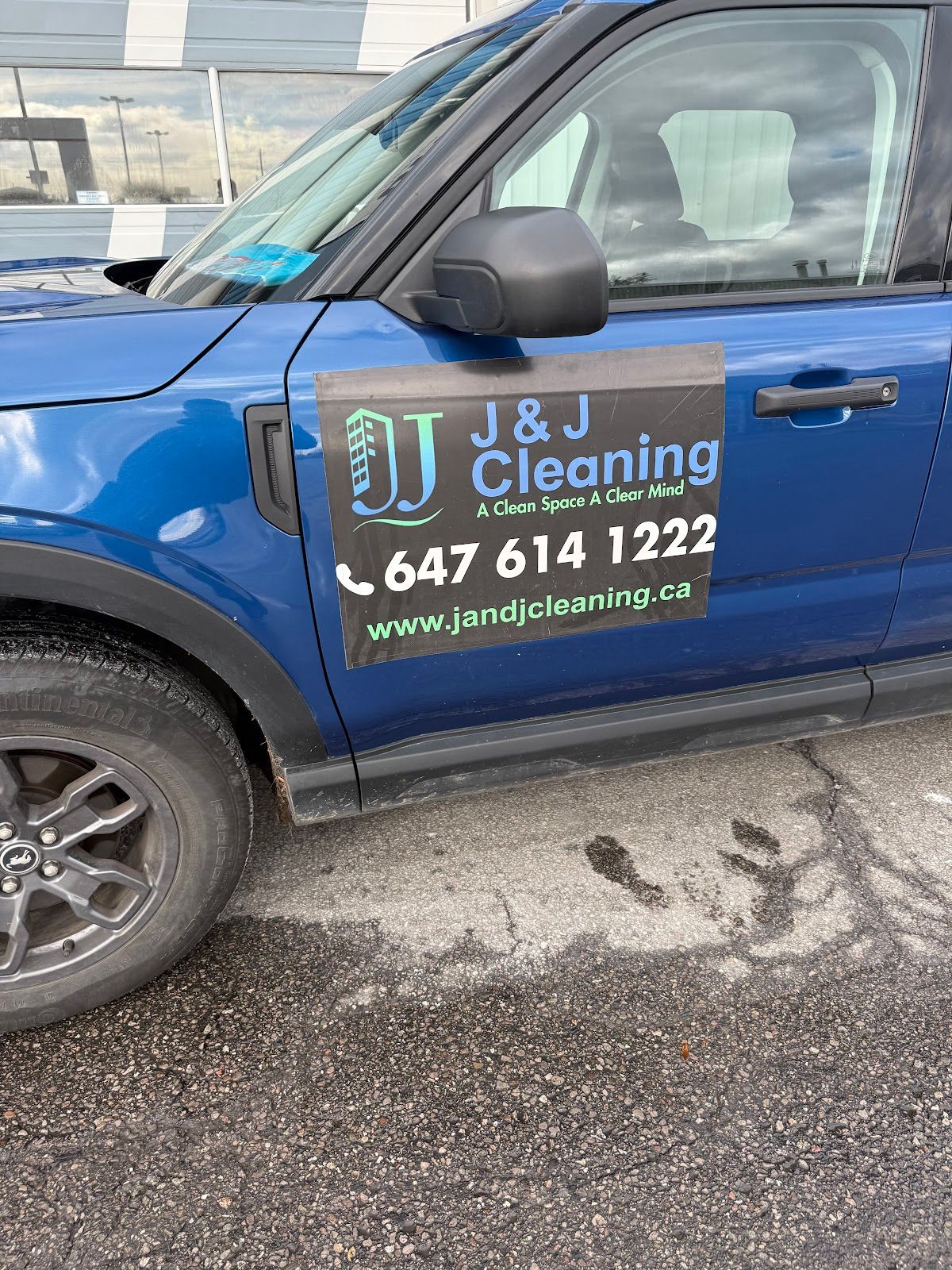 J & J Cleaning Services photo
