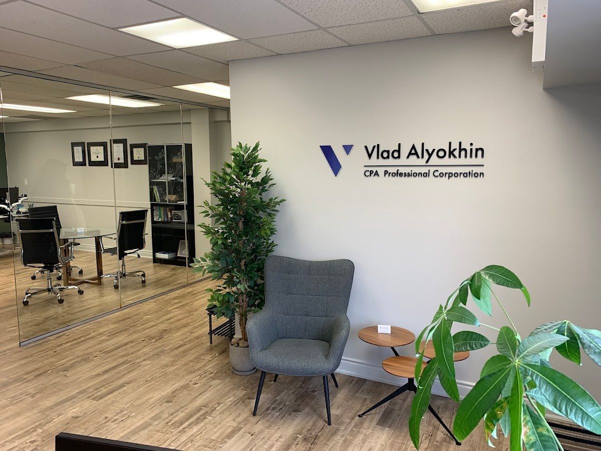 Vlad Alyokhin, CPA, photo