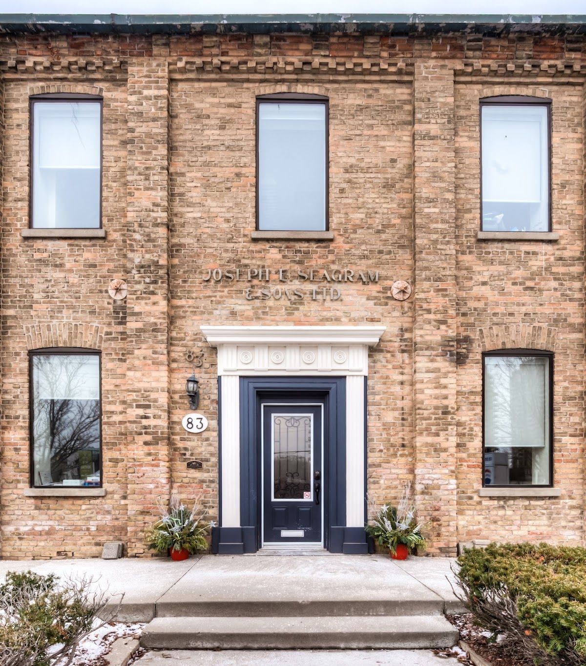RE/MAX Twin City Realty photo