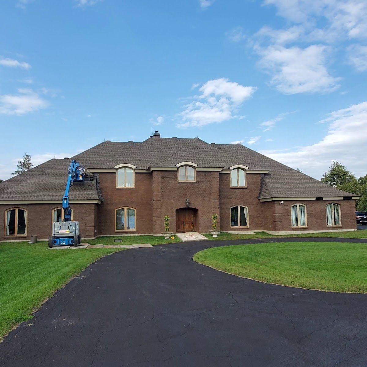 Paramount Roofing & Renovations photo
