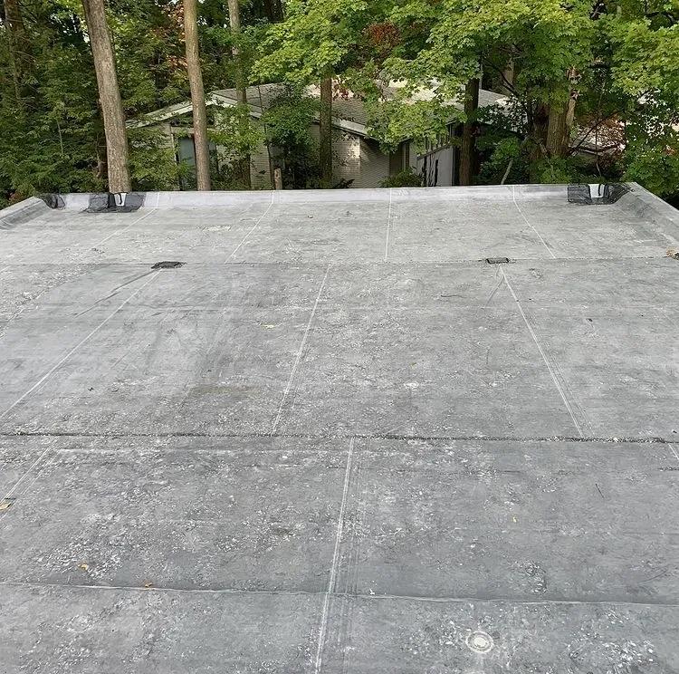 Mgj Roofing Solutions logo