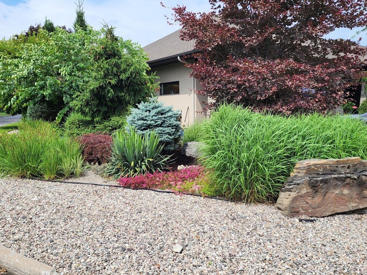 Elmvale Landscaping & photo