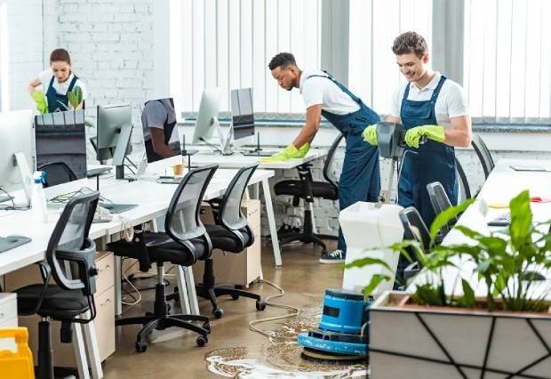 Bristol cleaning company photo