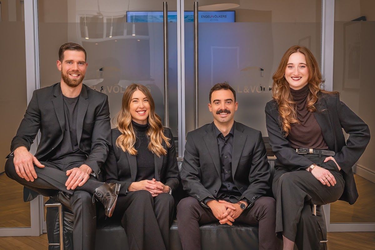 Lockhart Danis Real Estate photo