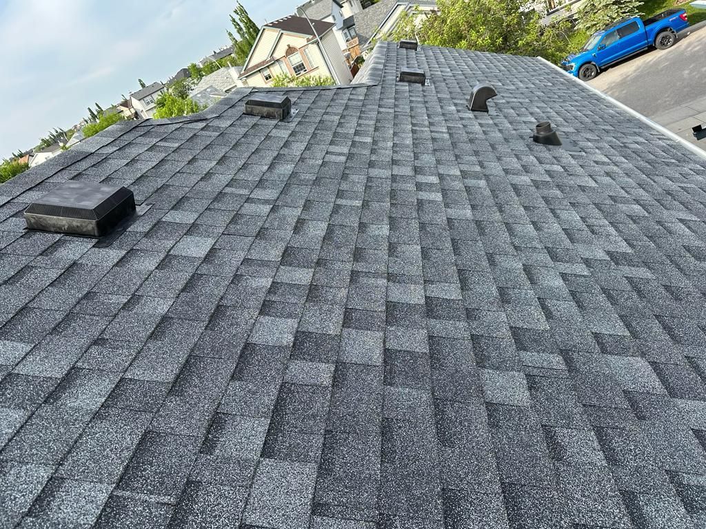 Lumina Roofing & Exteriors photo