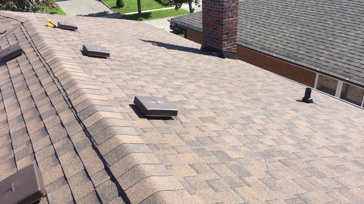 Toronto Roofer photo