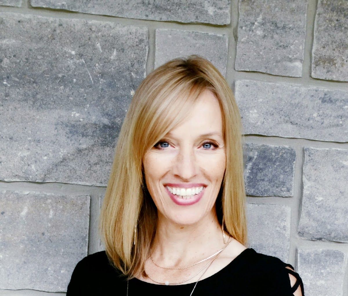 Brigitte Cummings RE/MAX photo