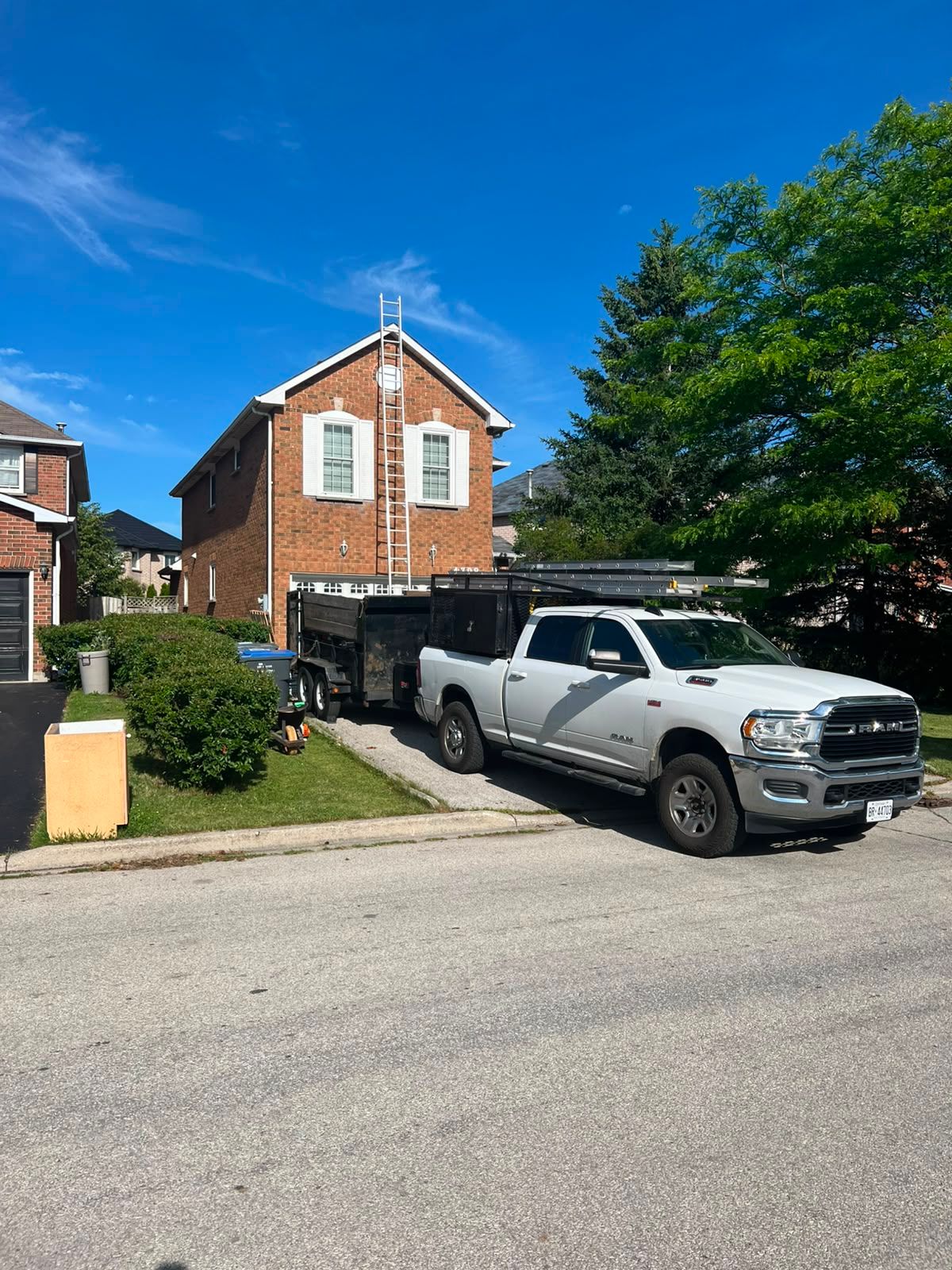 Toronto Roofing Group photo
