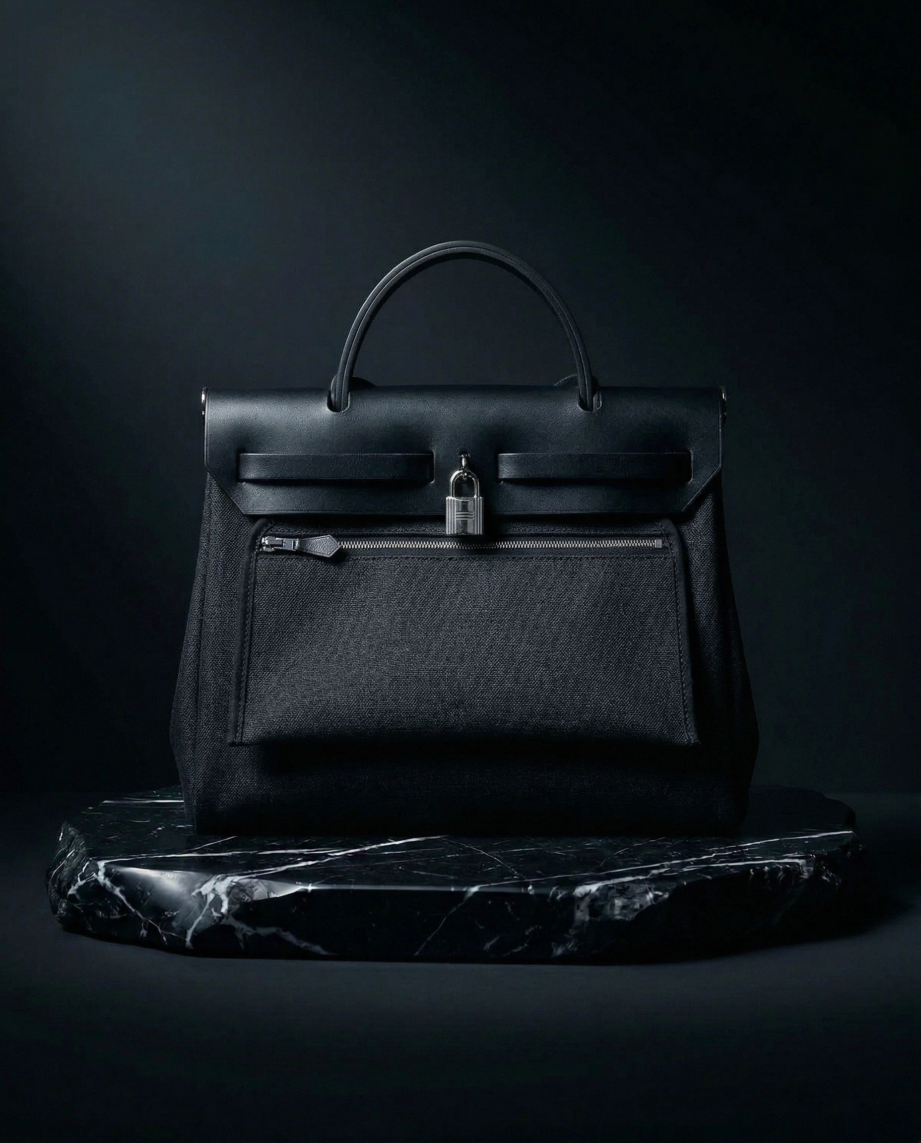 Hermès Herbag 31 Vache Hunter / Toile Black