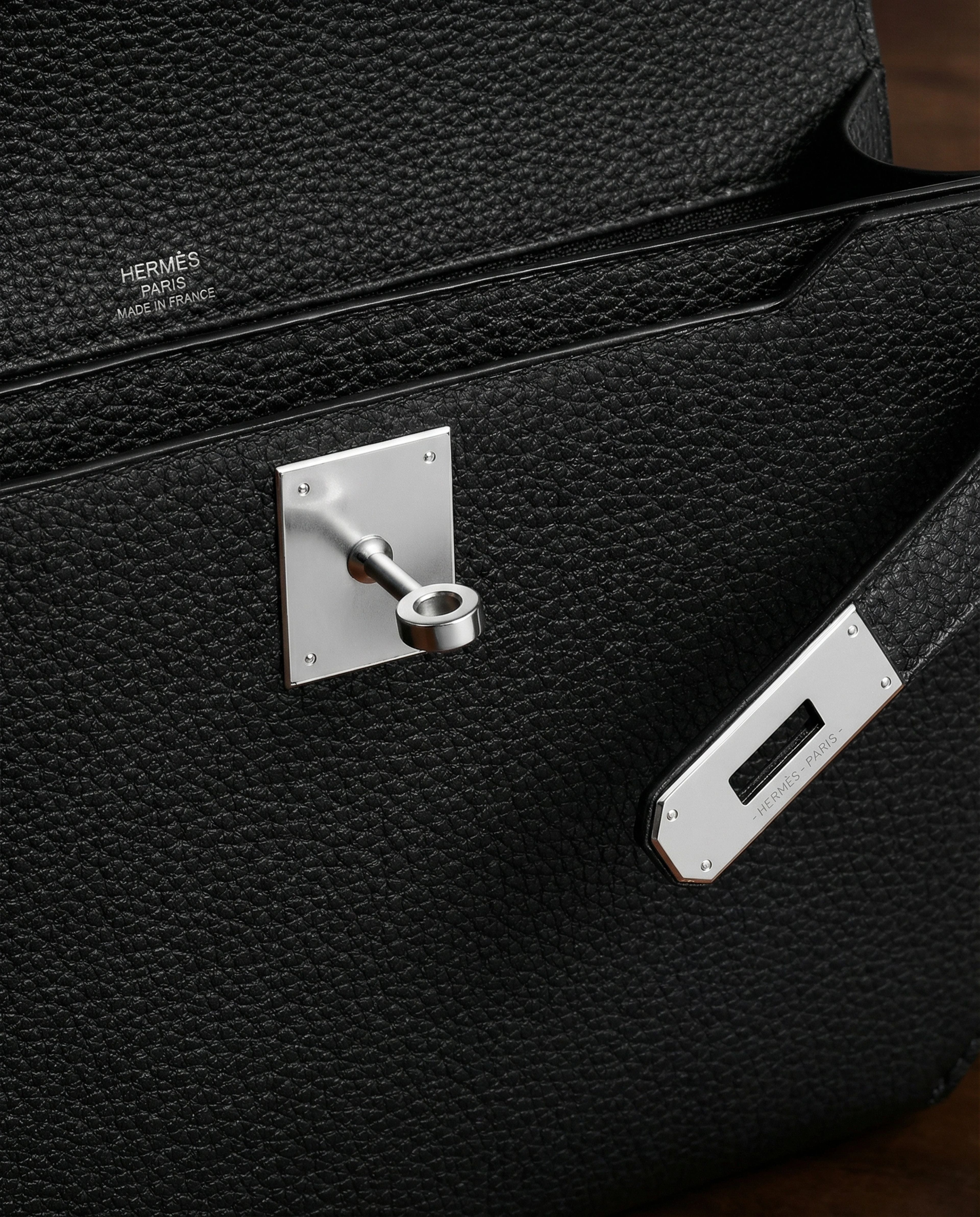 Hermès Kelly Depeches 25 Togo Black Palladium Hardware