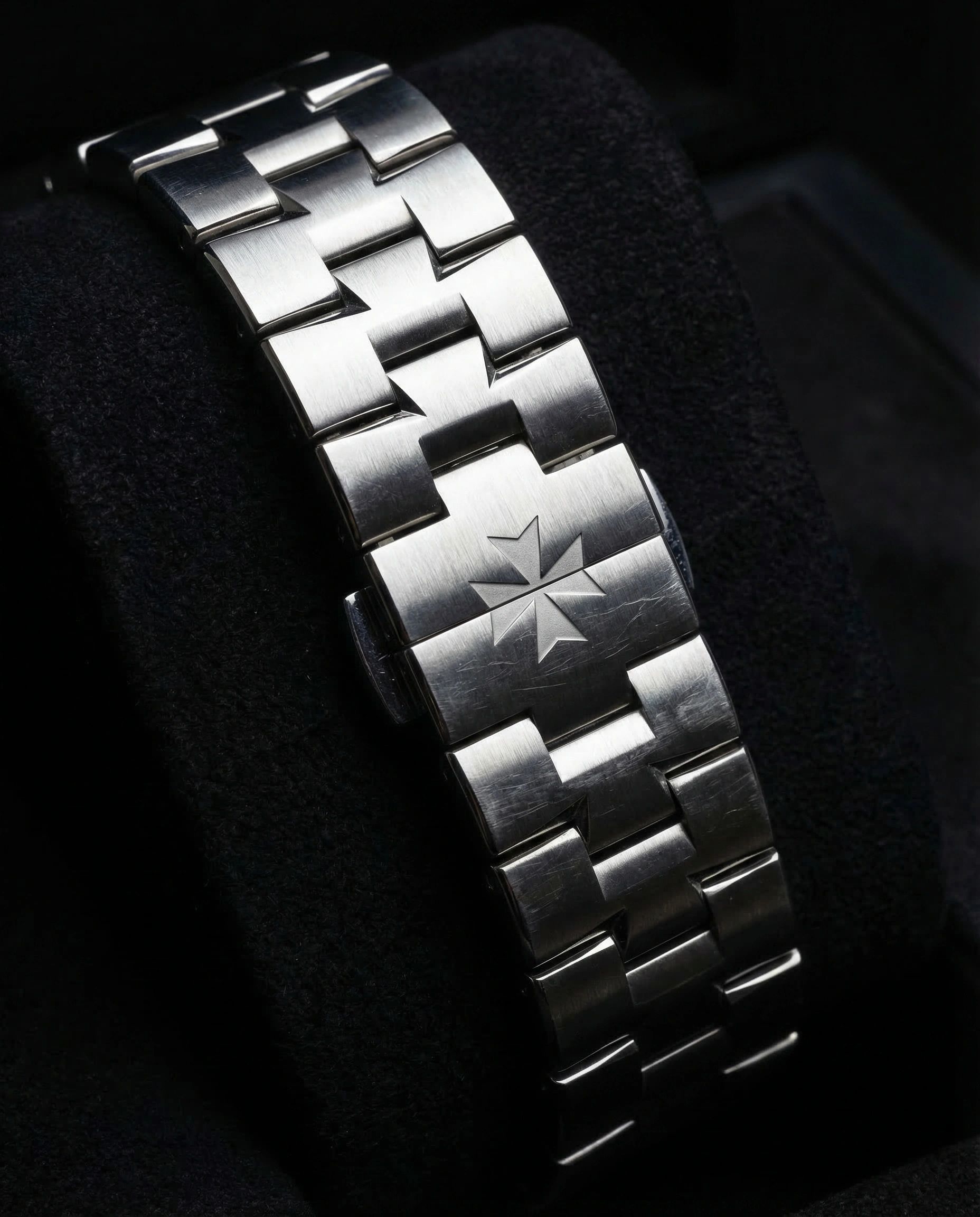 Vacheron Constantin Overseas Self-winding 41 mm Steel