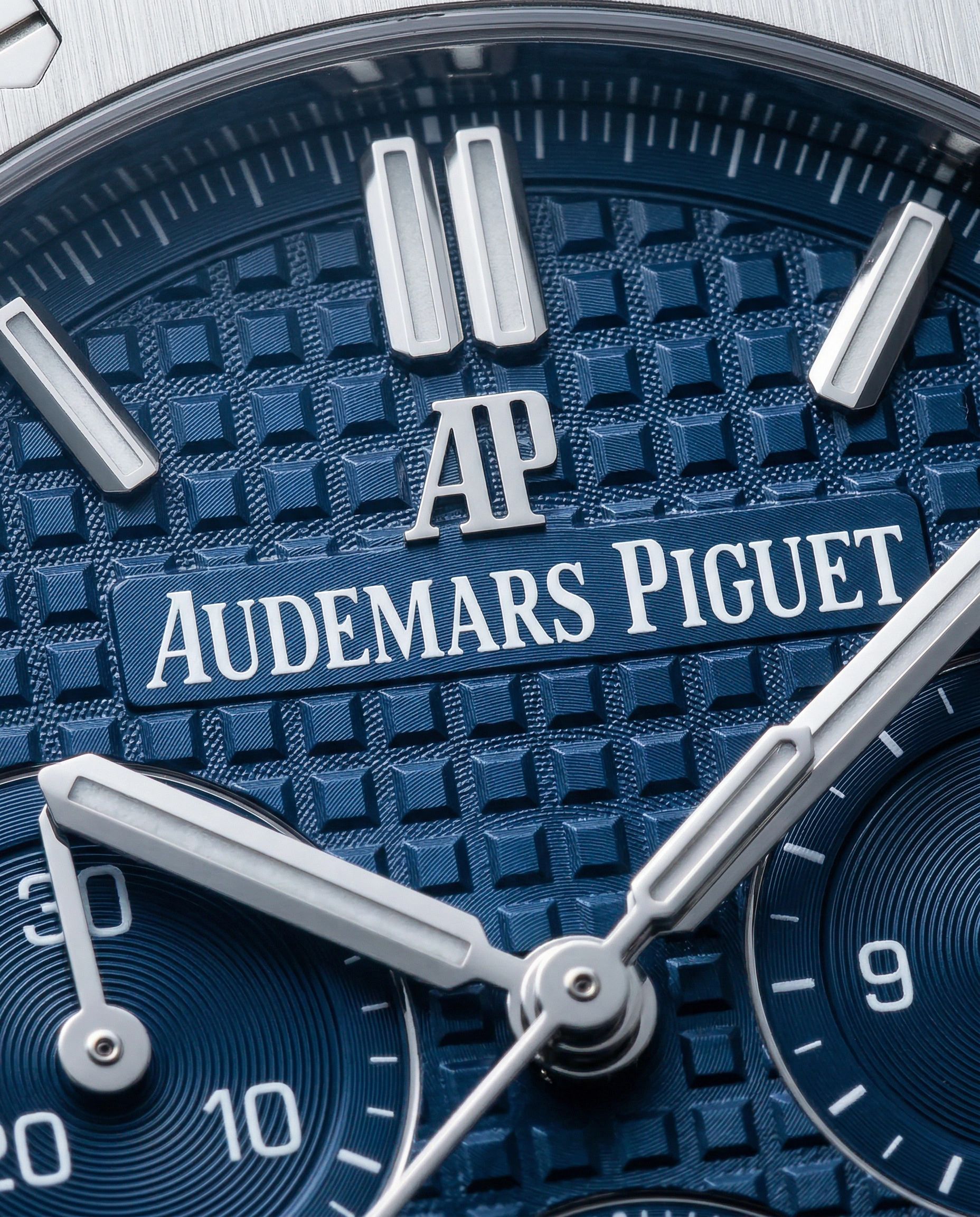 Audemars Piguet Royal Oak Chronograph Smoked Blue