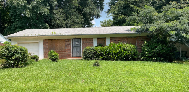 Property at 97 Delmoor Dr NW, Atlanta, GA 30311