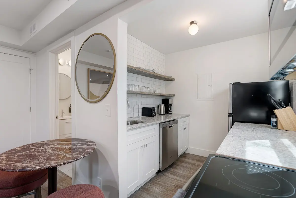 Studio Apartment photo 5