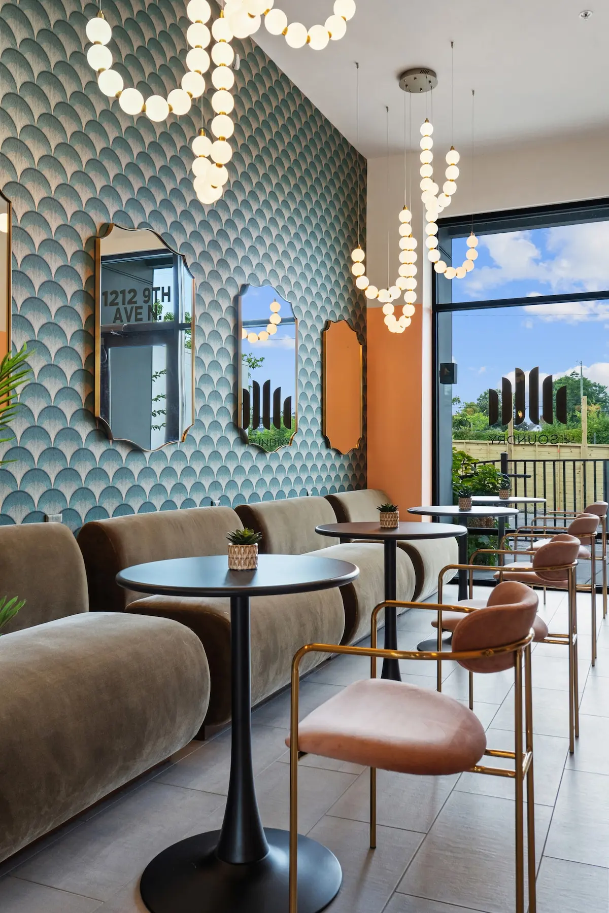 Soundry Queen Studio photo 12