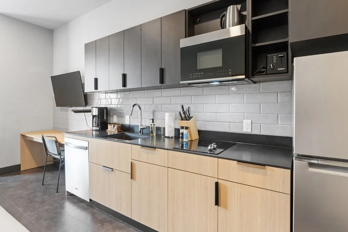 Designer Double Queen Studio photo 28