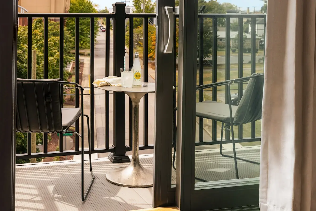 Soundry Double Queen Studio photo 31