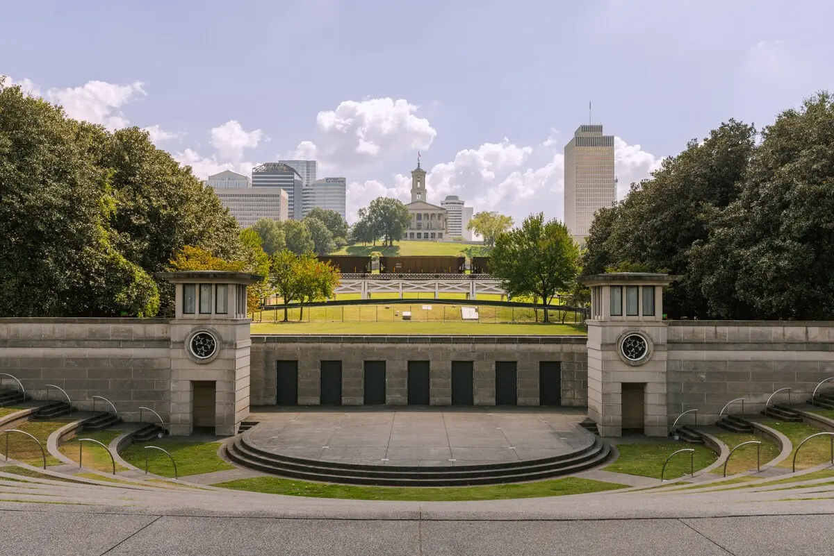 Designer Double Queen Studio photo 12