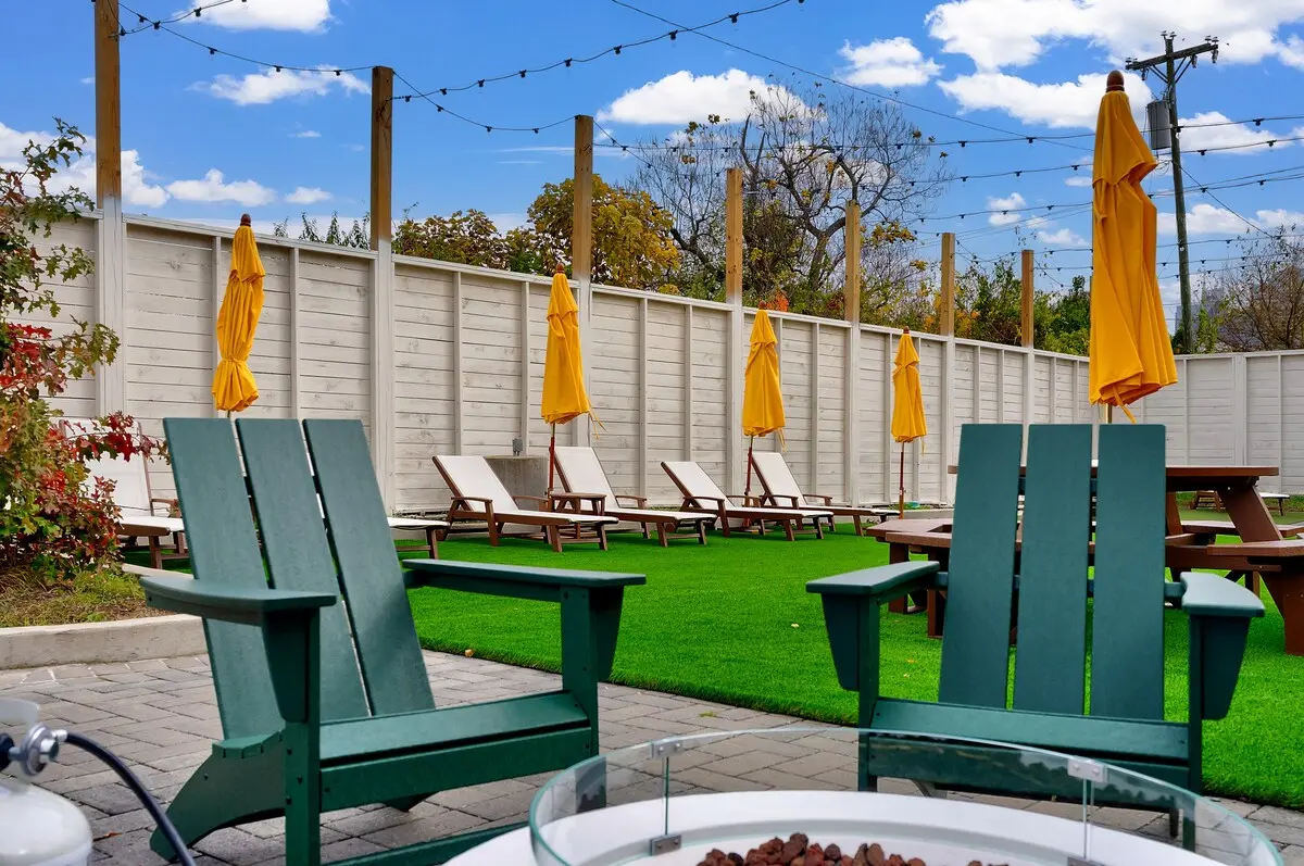 Soundry Double Queen Studio photo 12