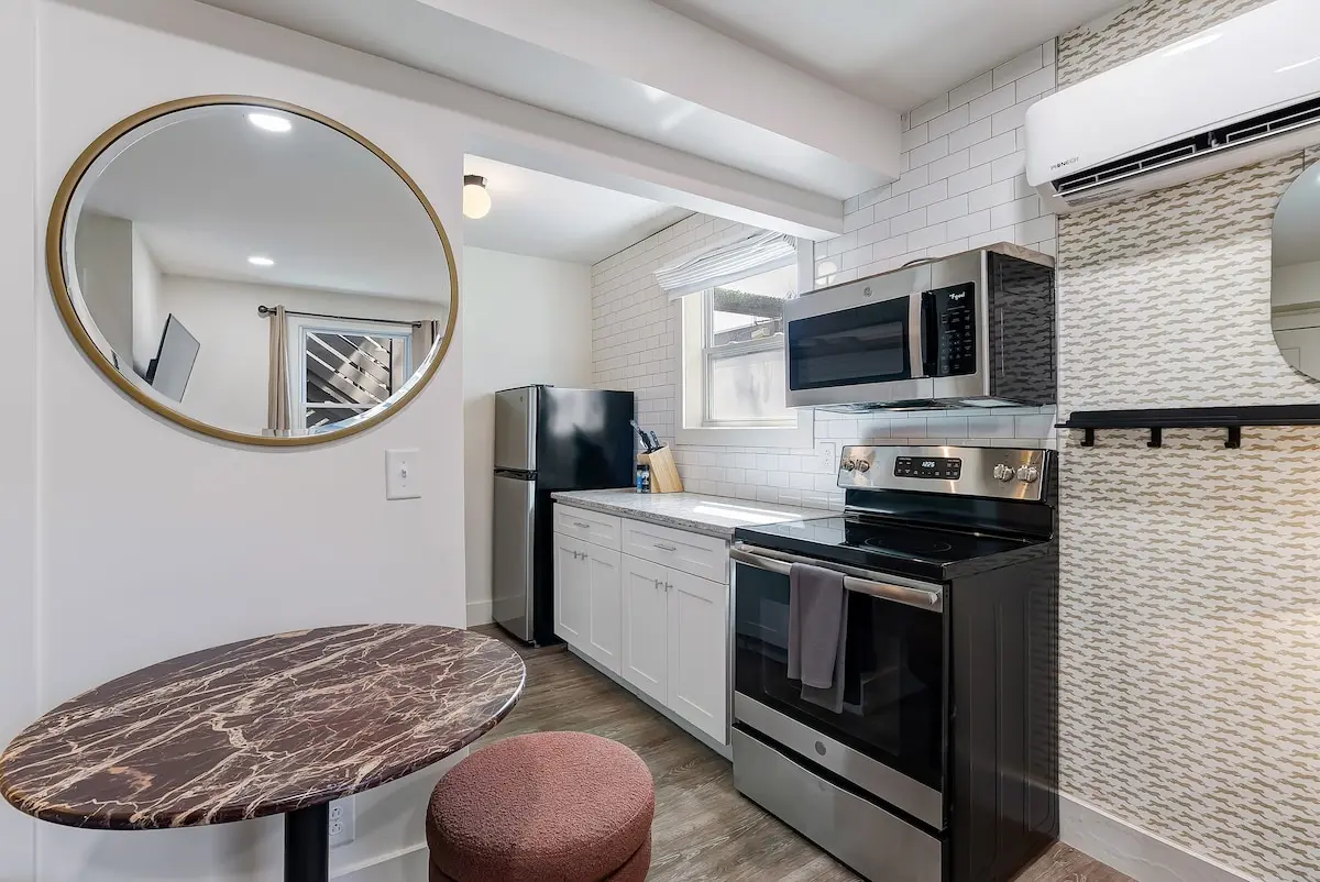 Studio Apartment photo 3