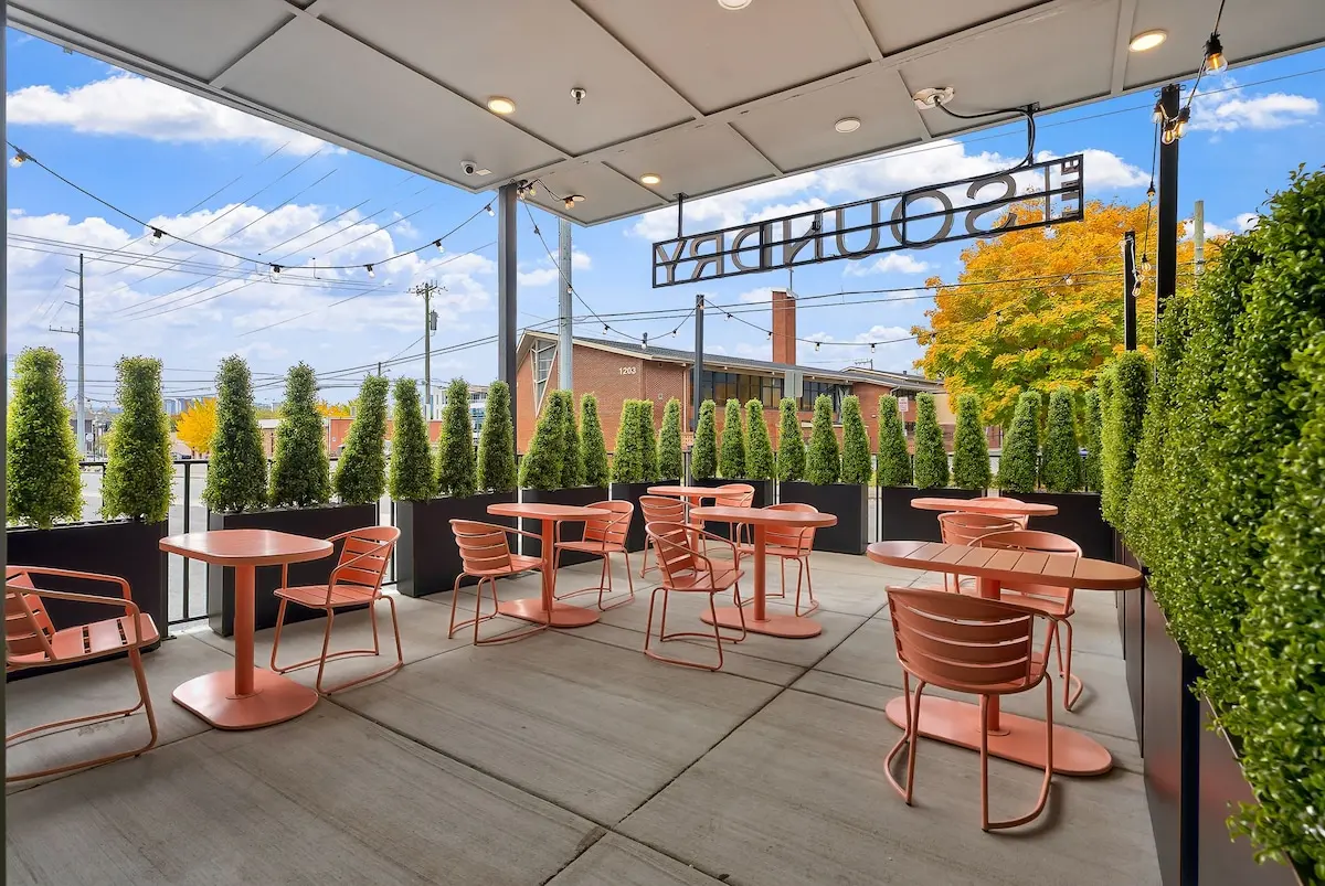 Designer Double Queen Studio photo 25