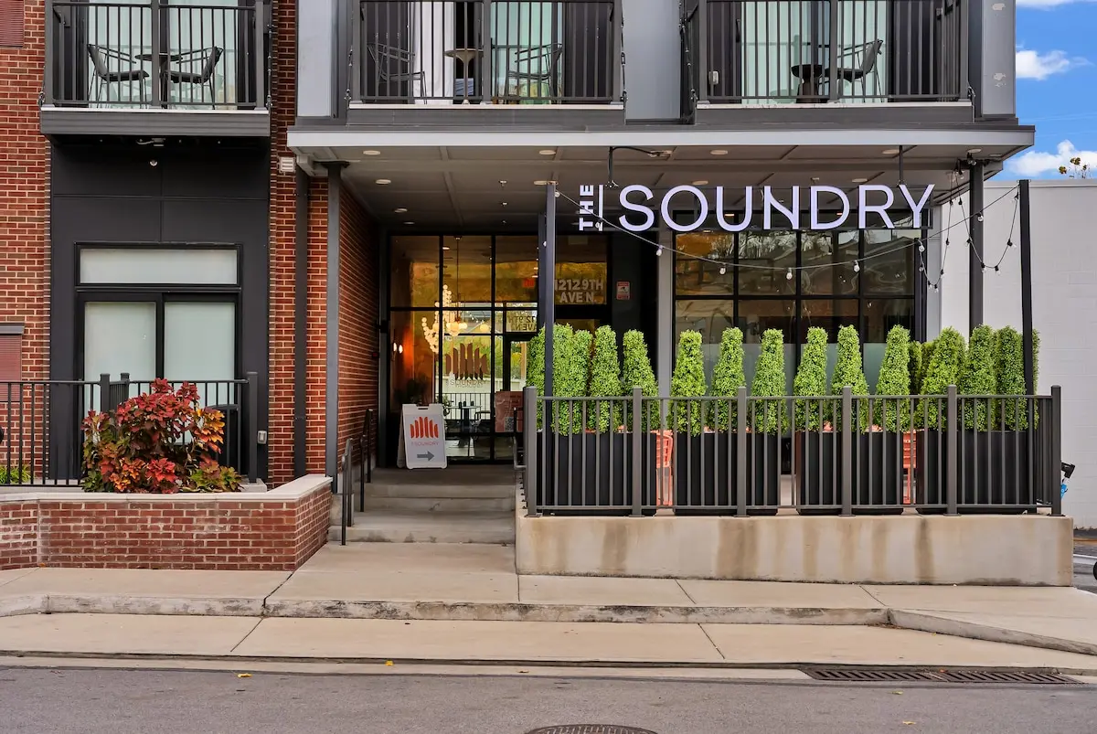 Soundry Queen Studio photo 21