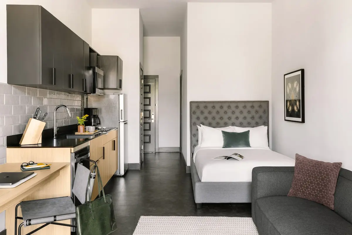 Soundry Queen Studio