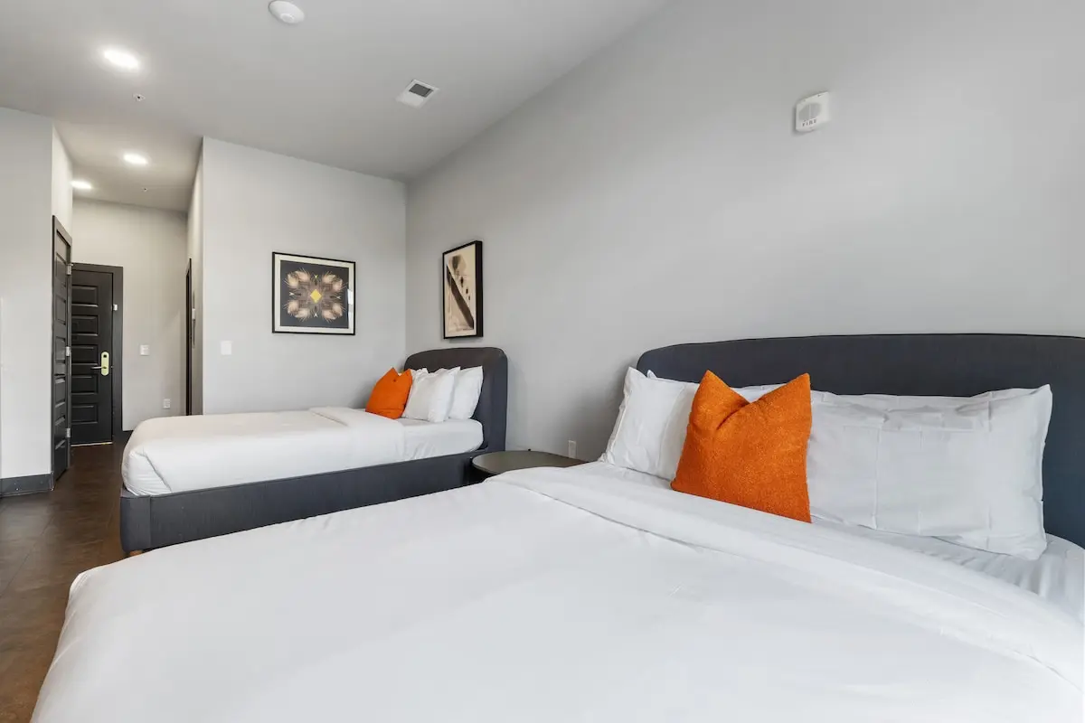 Designer Double Queen Studio