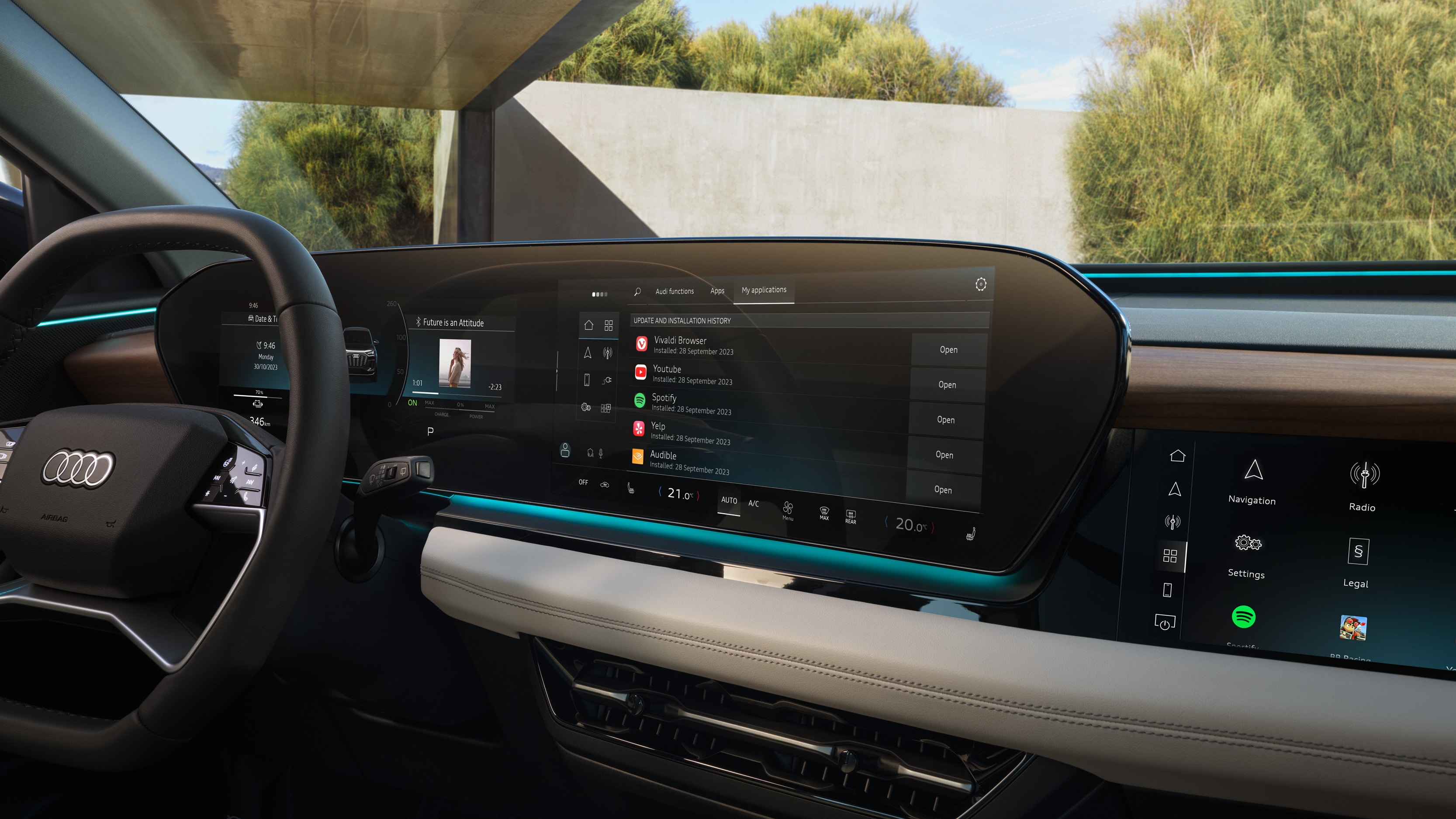 Audi Q6 -e-tron dashbord og infotainmentskjerm