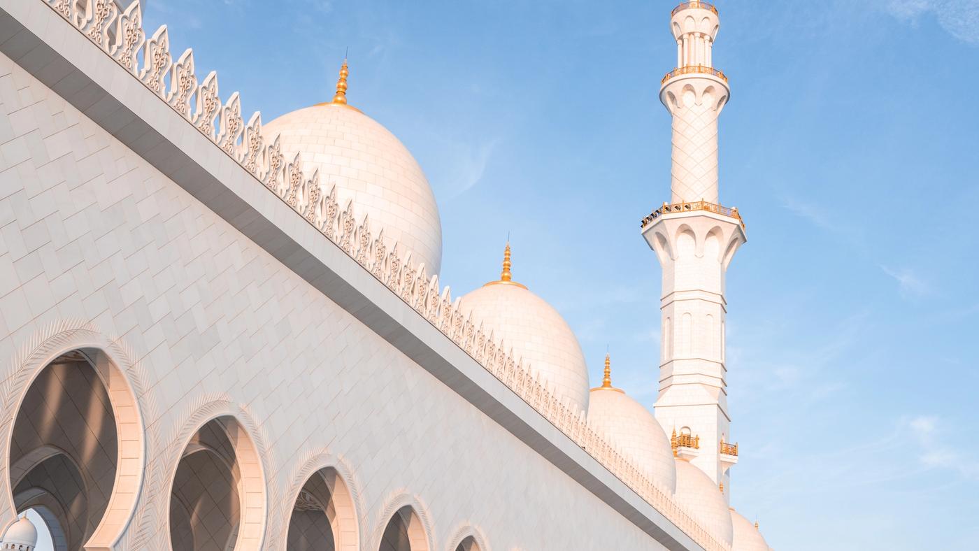 Ilustrasi lima pilar rukun islam yang menegakkan kehidupan seorang muslim dengan penuh ketenangan