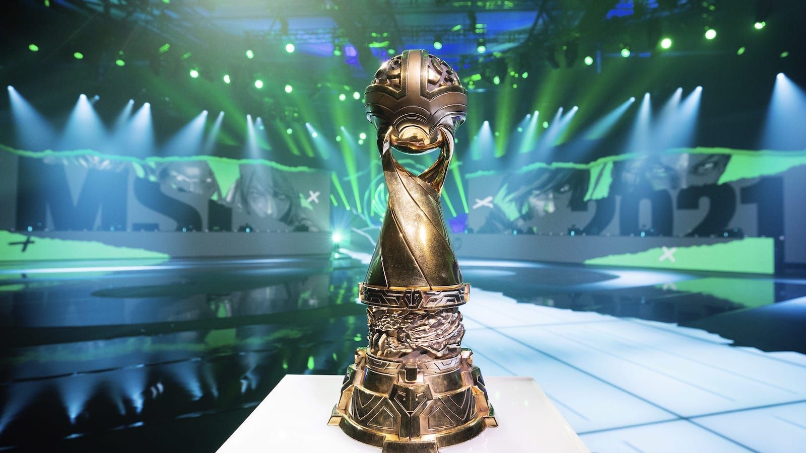 Close up view of the MSI League of Legends trophy on stage