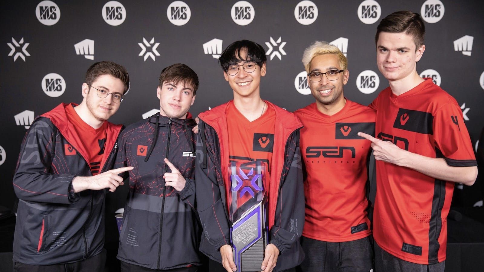 League of Legends Worlds 2019 Finals (G2 vs FPX): A game-wise analysis