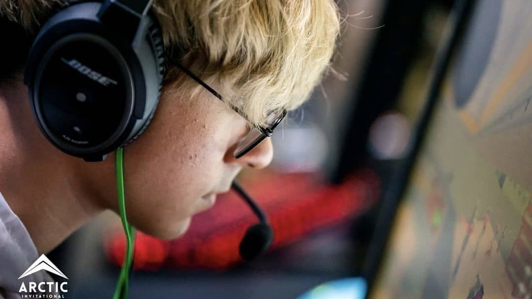 TenZ, dapr react to Sentinels booking their ticket to Iceland | Nerd Street