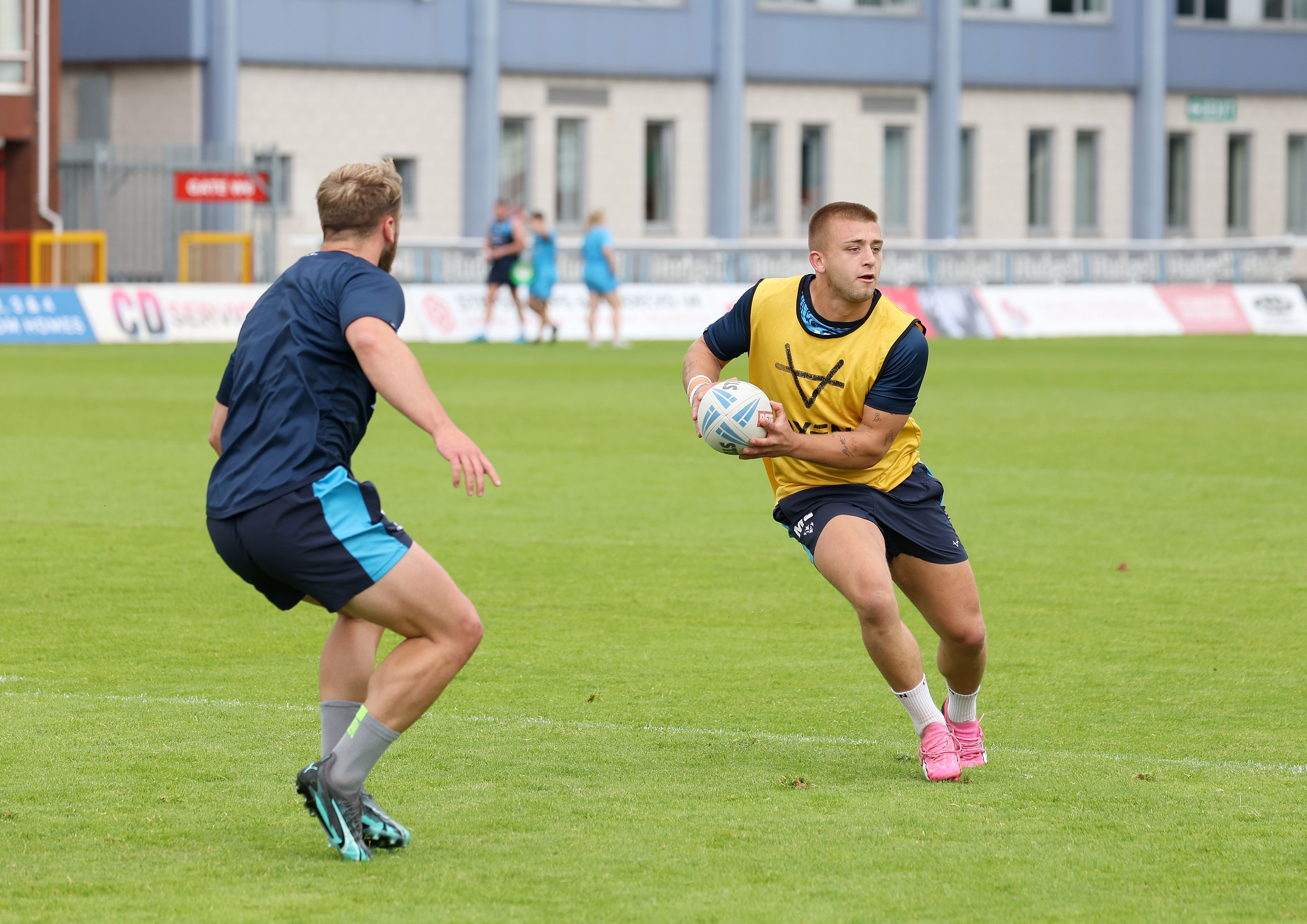 Willie Peters names 21-man squad to face the Wire | Hull KR