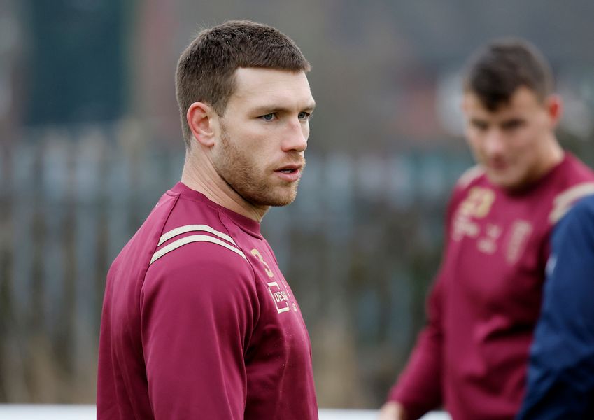Willie R Nemis Willie Peters names 21-man squad for our quarter-final clash | Hull KR