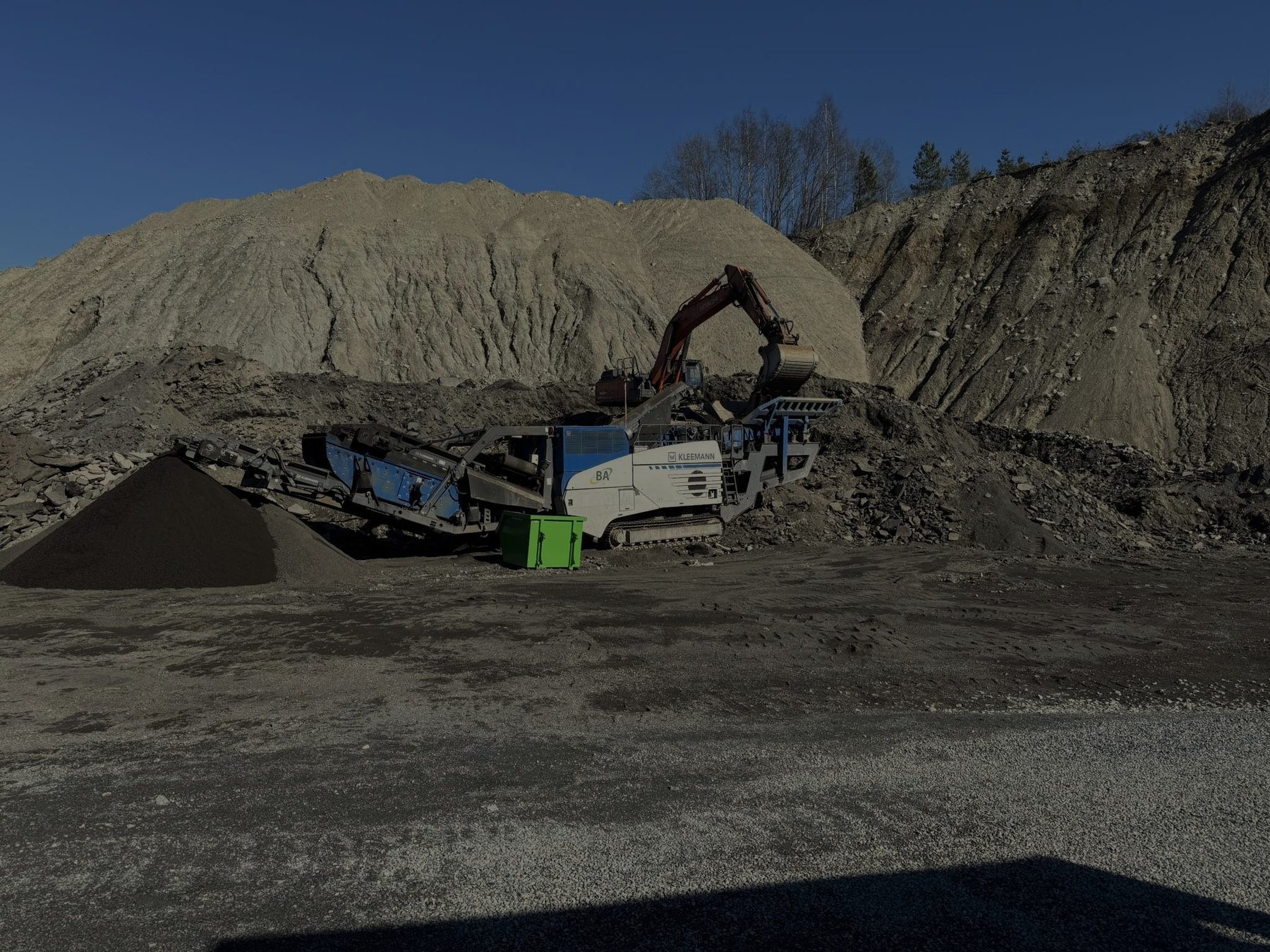Mobilt knuseverk i arbeid
