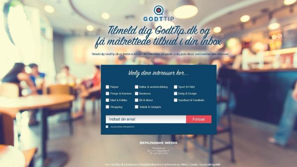 Email marketing interface displaying category selection checkboxes and subscription form