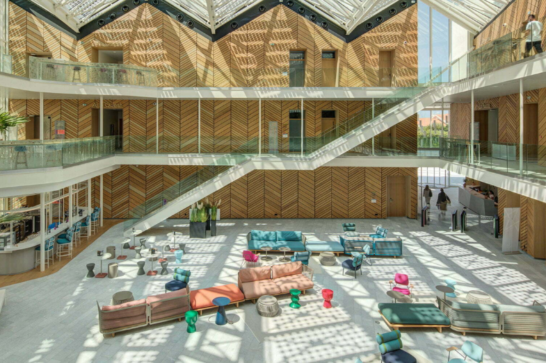 OfficeRiders Grand espace de coworking