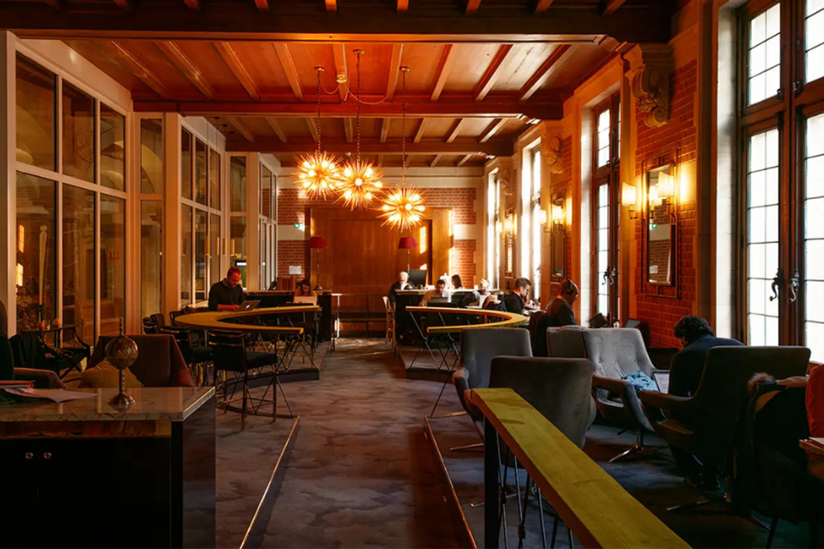 officeriders-coworking-paris-choisir-espace-criteres-acoustique-communaute