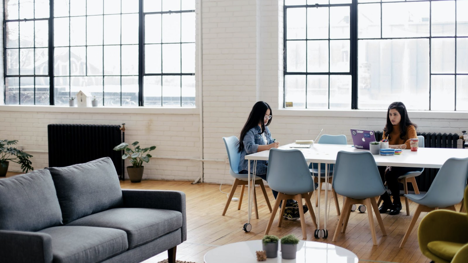flex-office-bureau-partage-travail-hybride