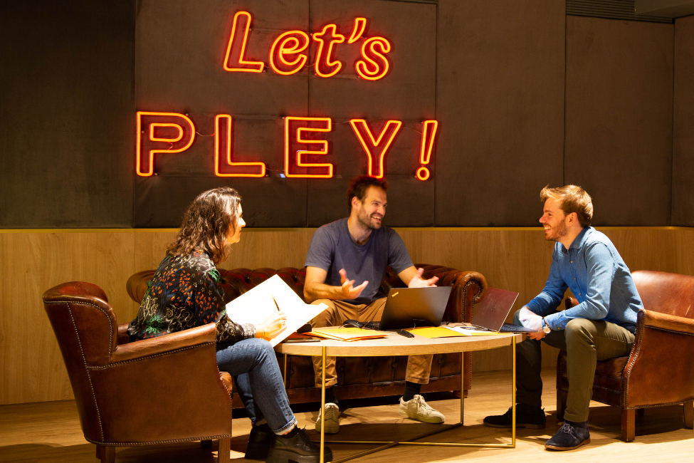 officeriders-meeting-room-collaboration-espace-moderne