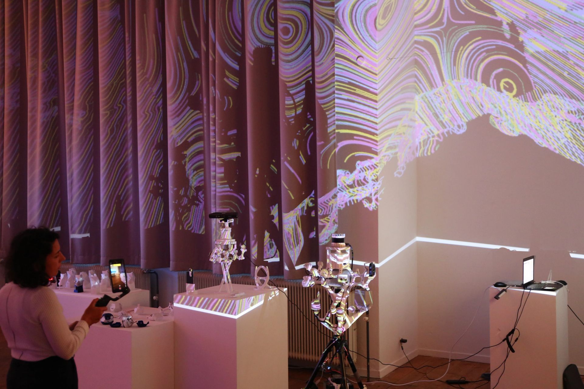 Vibrant Fields at Zentrum Fokus Forschung (2024)