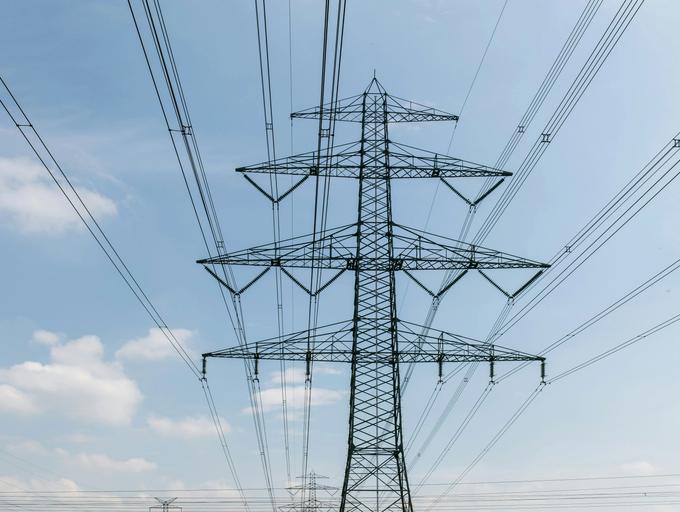 pylône électrique