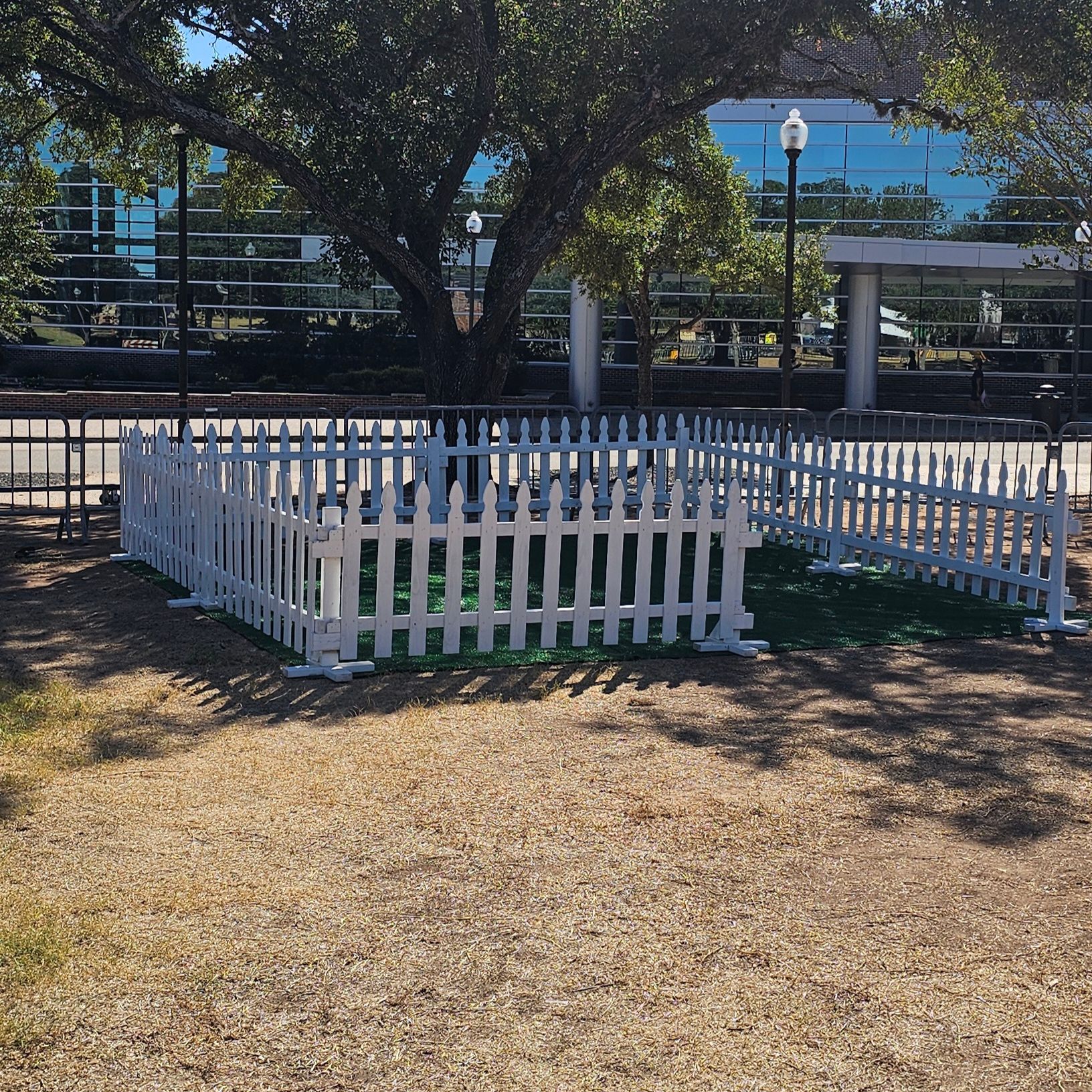 Picket Fencing - White Wood (3' x 8')